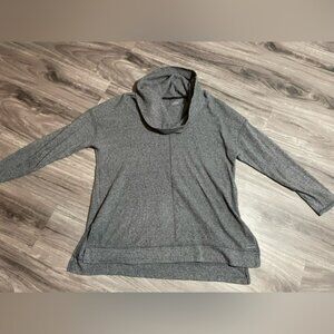 ❤️Women’s Calvin Klein size xl long sleeve